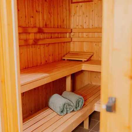 Rittergut Hirschbach * Glashutte (Saxony)