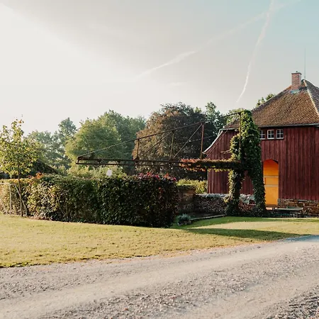 Daire Rittergut Hirschbach Glashutte (Saxony)