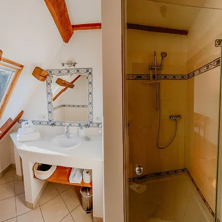 Rittergut Hirschbach 公寓 *