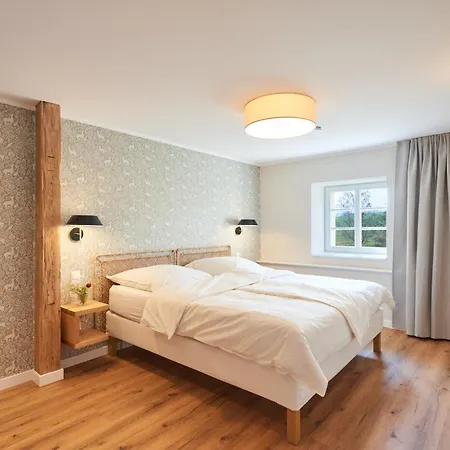 Rittergut Hirschbach Glashutte (Saxony)