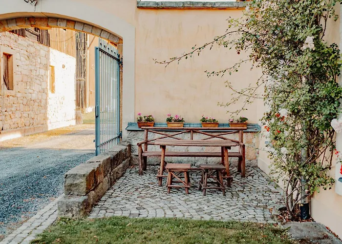 Rittergut Hirschbach Glashutte (Saxony)