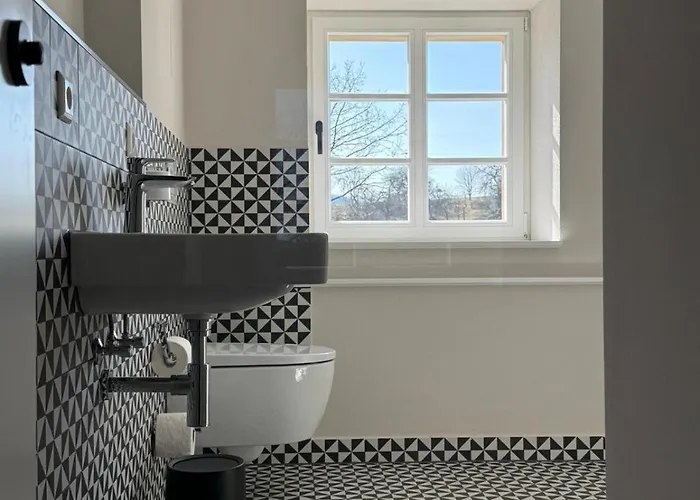 Rittergut Hirschbach * Glashutte (Saxony)